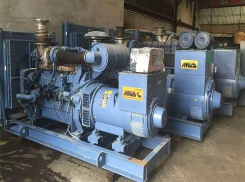 振安发电机组带负载降电压是什么原因照成的？